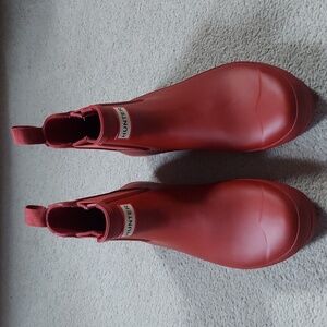 Women's Hunter Original Chelsea Boots, Red,Size 11, Excellent Condition